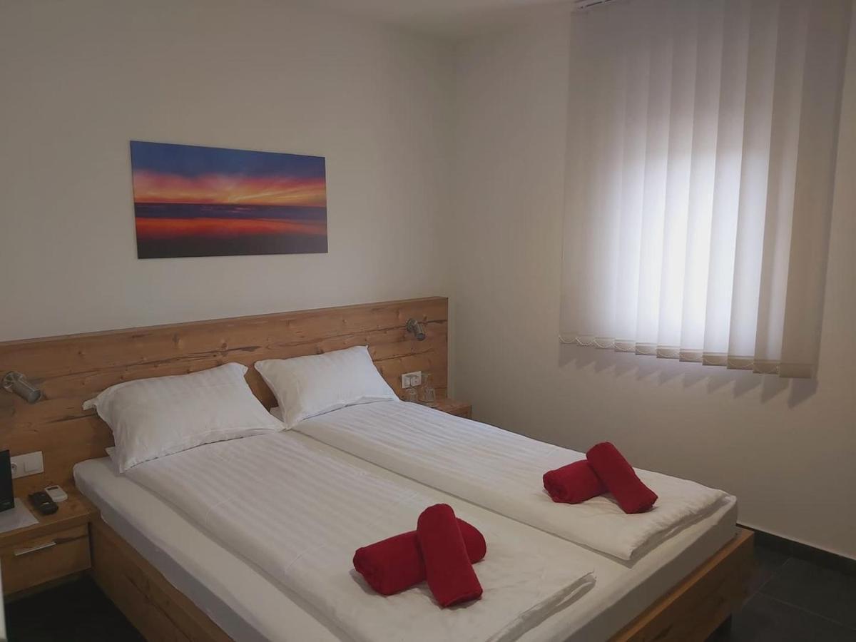 Gold Apartmani Kozarac Экстерьер фото